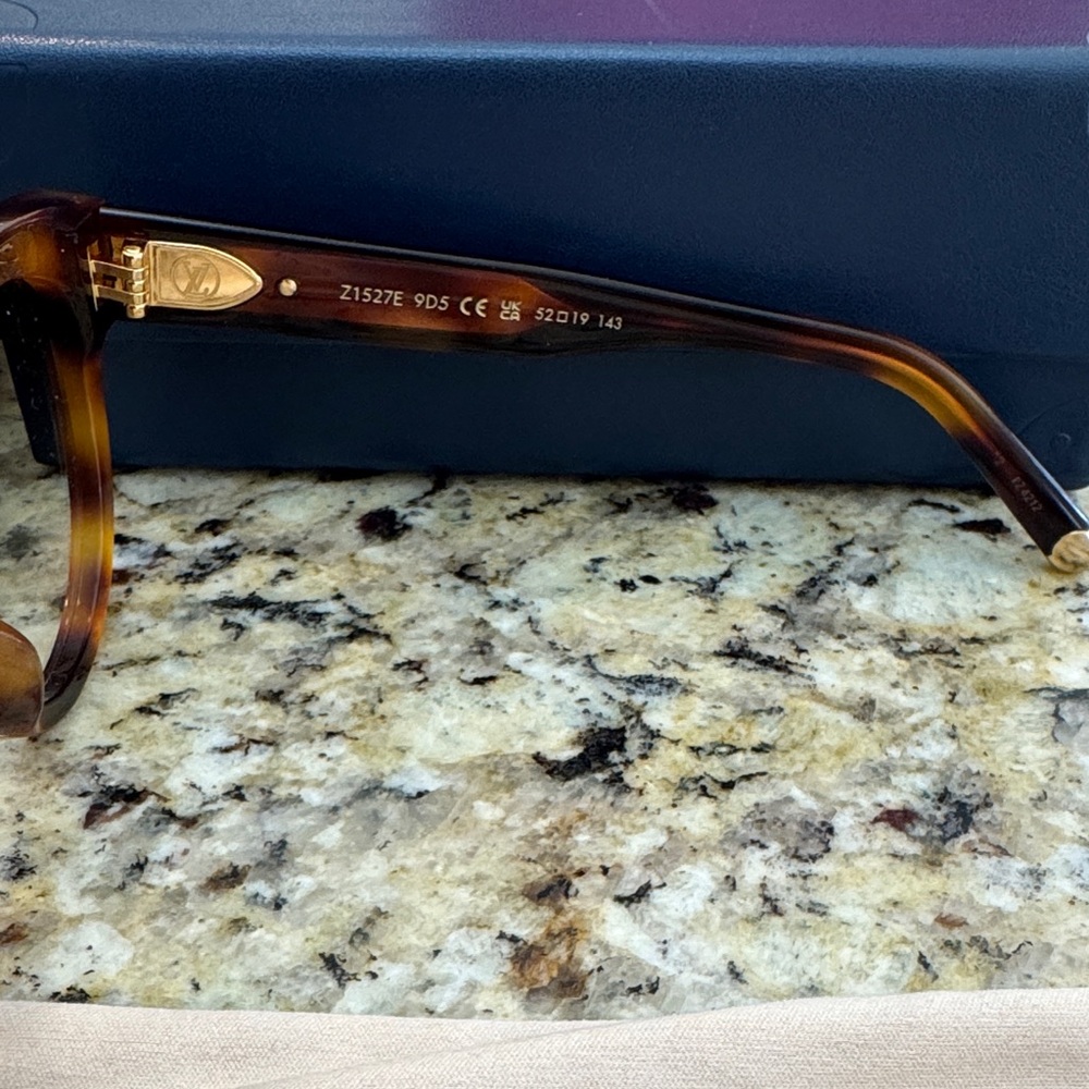Authentic Louis Vuitton Brown Sunglasses with Gold Accents - Picture 2 of 6